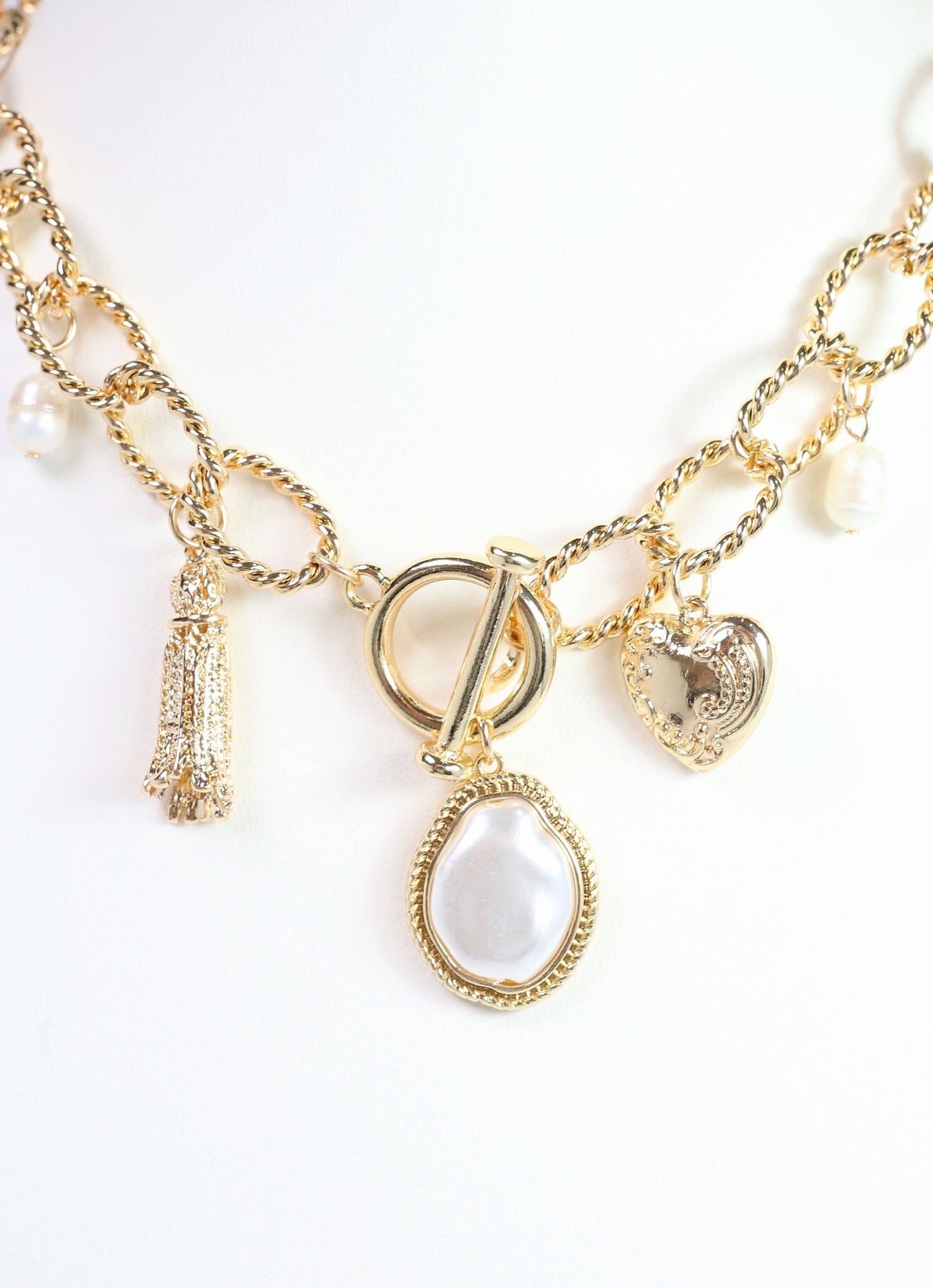 Caroline Hill - Nicky Charm Necklace Gold