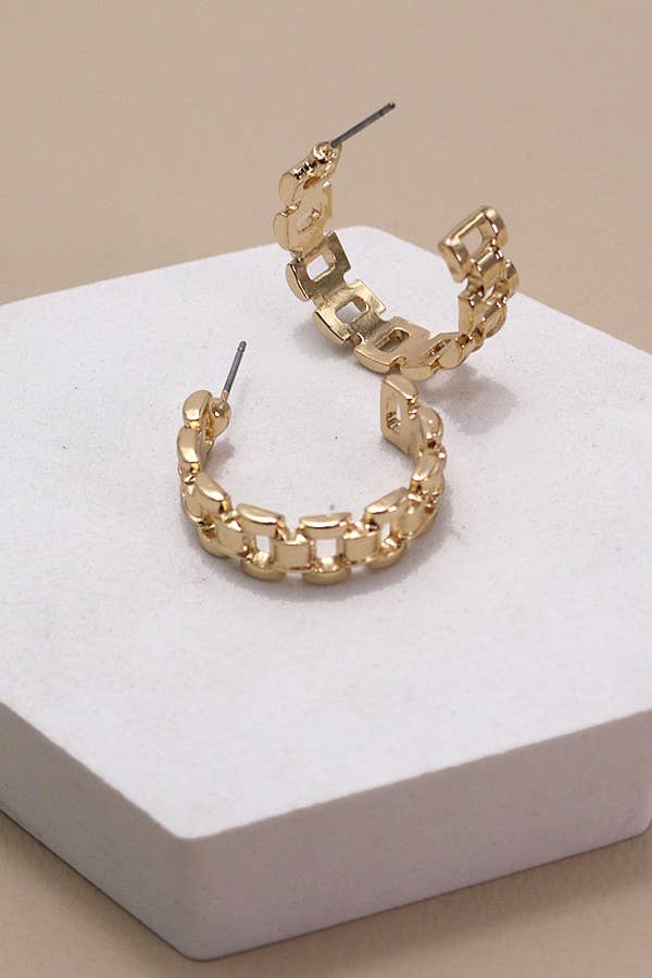 Chain Cutout Hoops