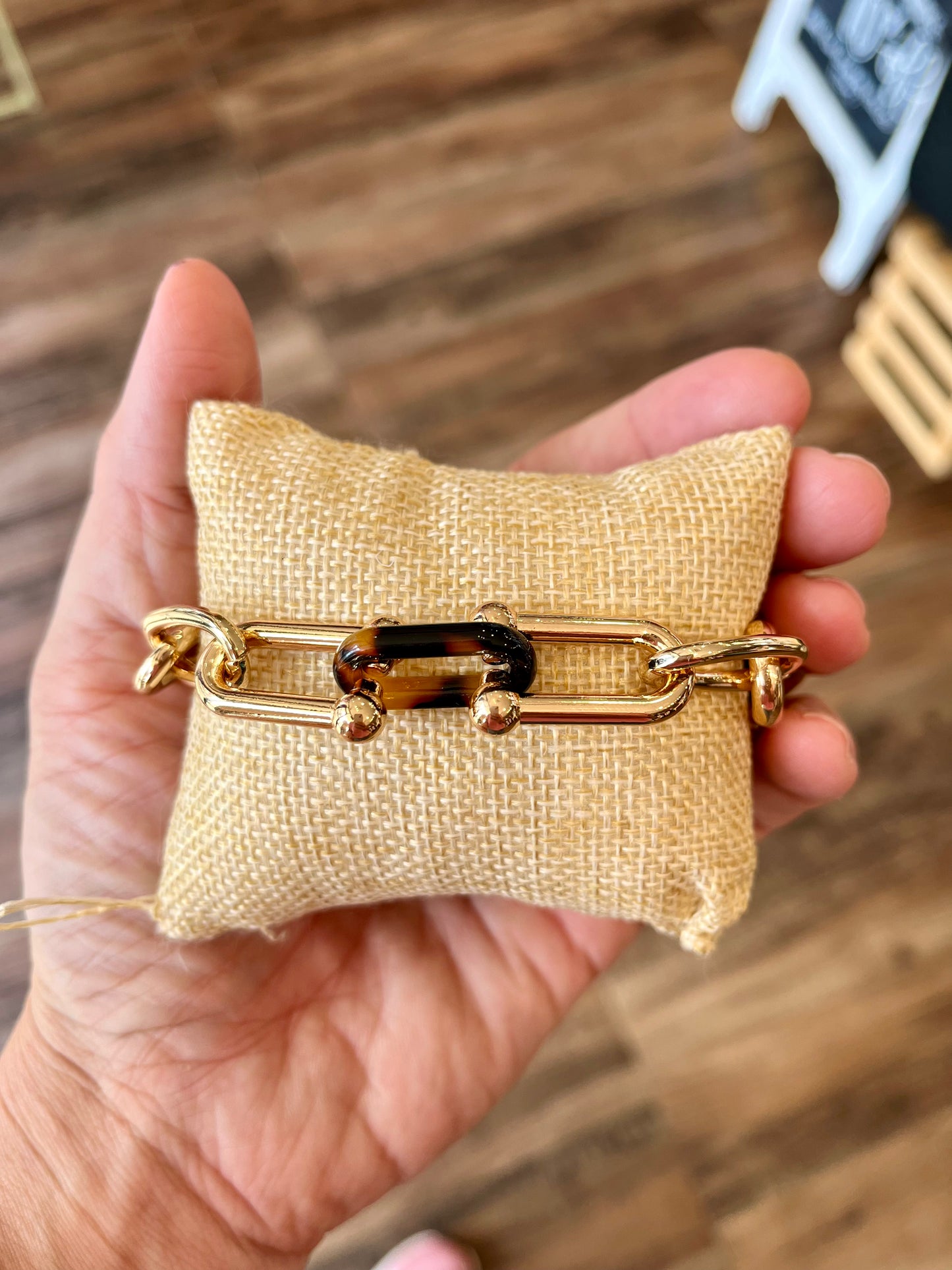 Tortoise Link Bracelet