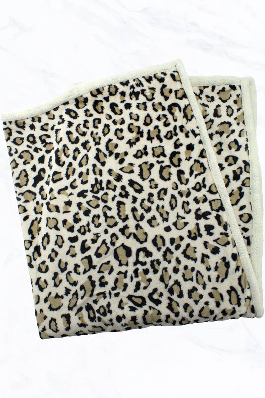 Beige Leopard Pattern Double Layered Warm Blanket