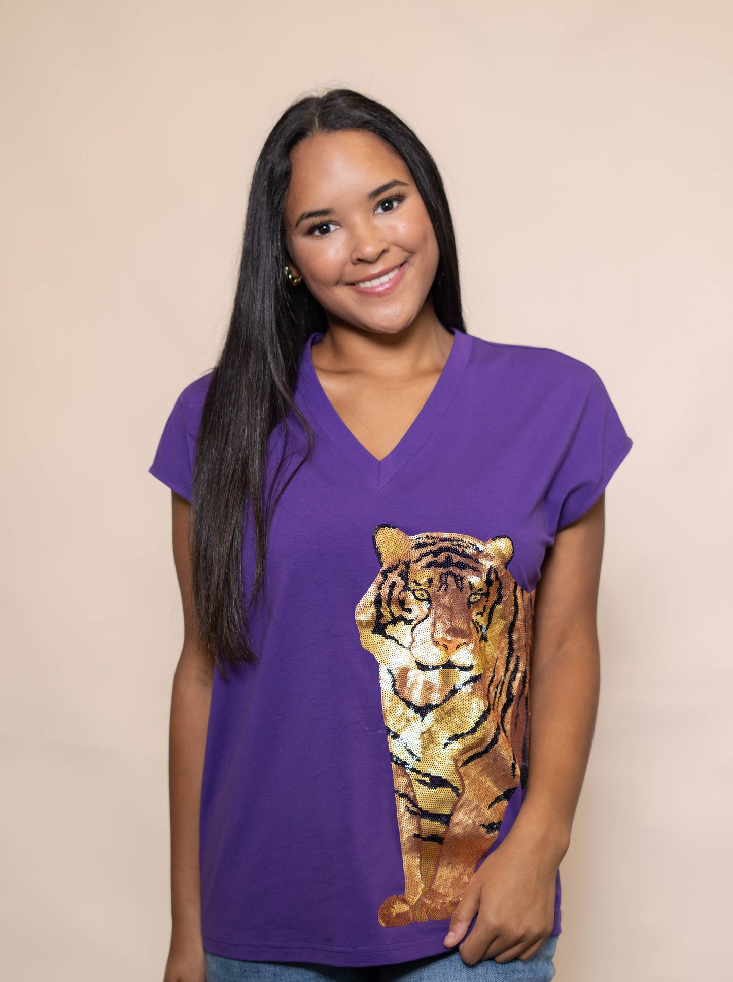 Wrap-Around Tiger Sequin Design