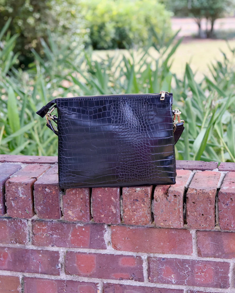 Ariana Crossbody Black EC