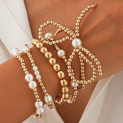Gorgeous Pearl & Bow Bracelet Set