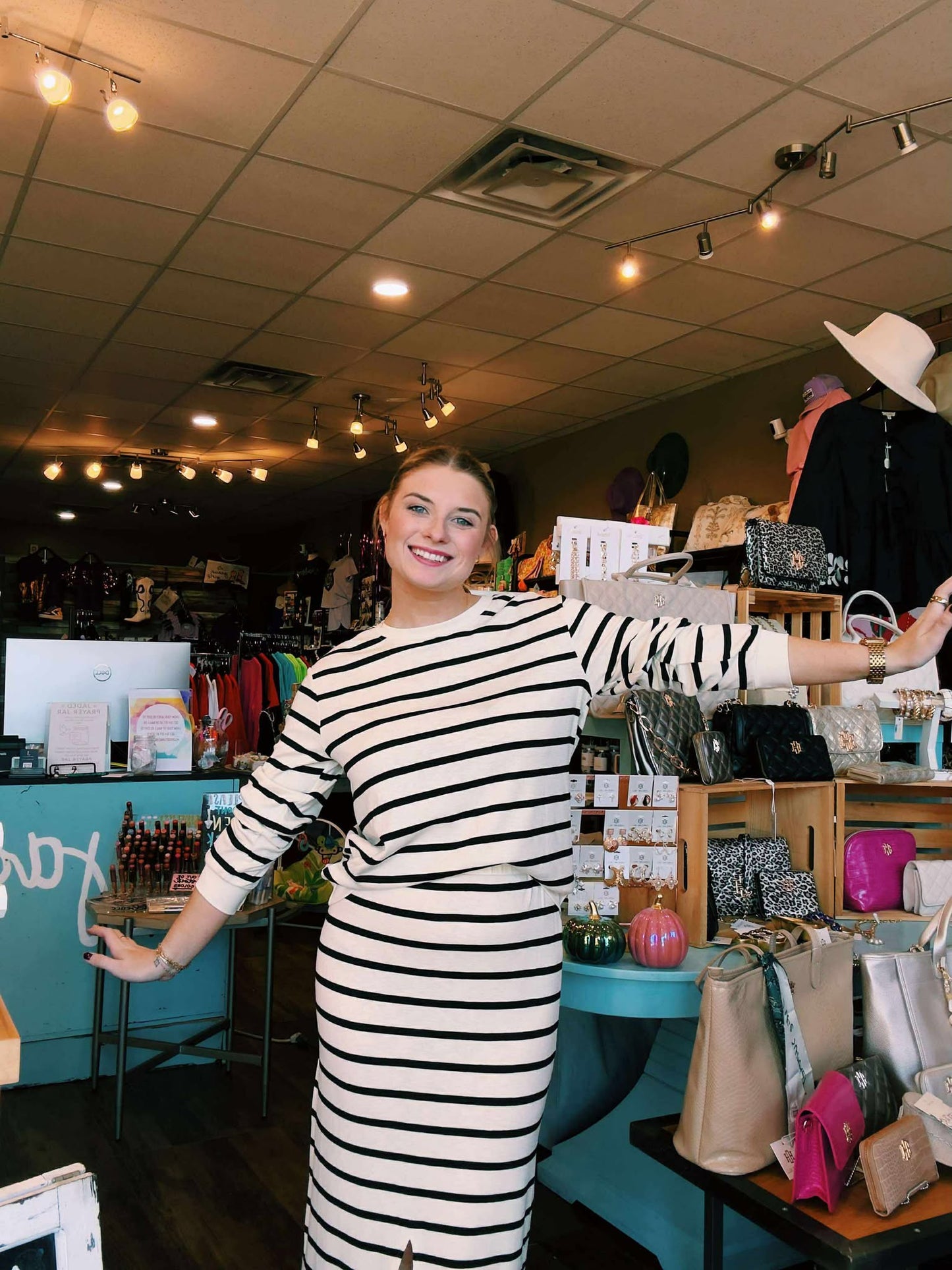 Stripe Button Cuff Top & Midi Skirt 2pcs Outfit