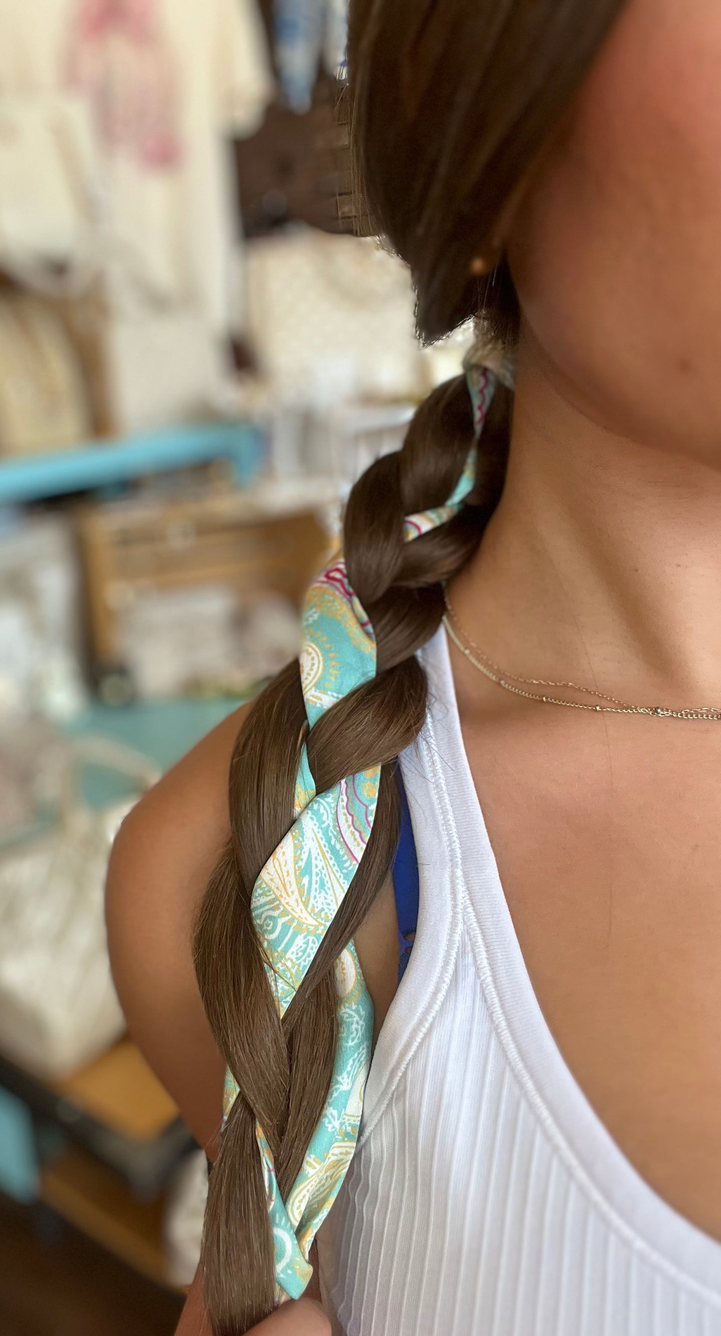Thin Scarves