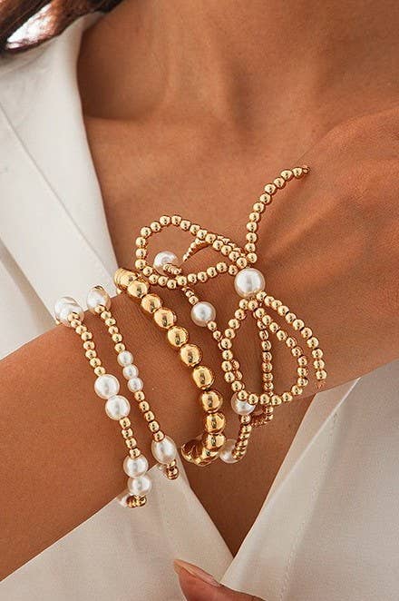 Gorgeous Pearl & Bow Bracelet Set