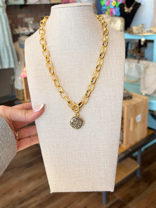 18K Gold Plated Gold Oval Link Chain Necklace with Gold Hammered Disk