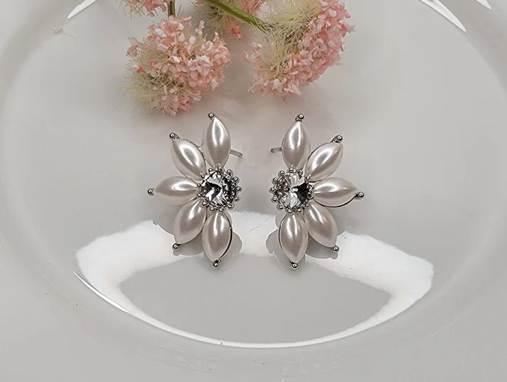 Betty Oh Sparkle Earrings