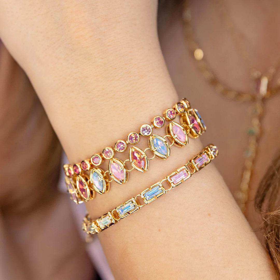 Erimish Hollis Stack