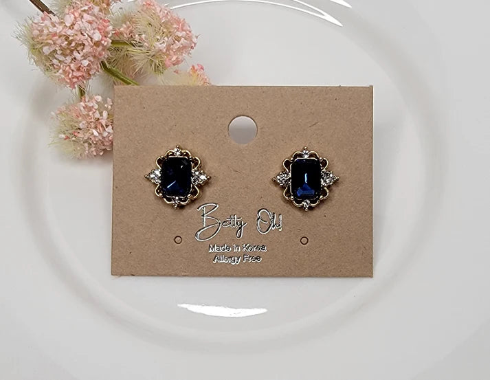 Betty Oh Earrings