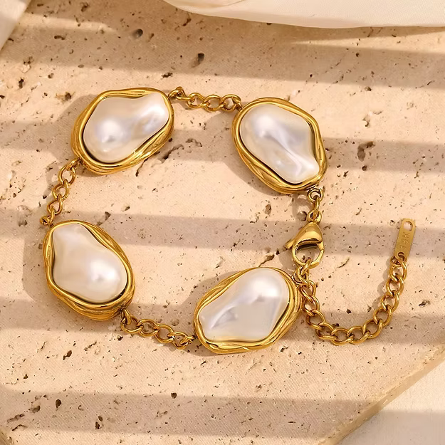 Oyster Clasp Bracelet
