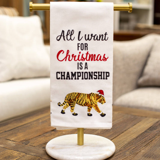 St. Nick Tiger Hand Towel   White/Multi   20x28